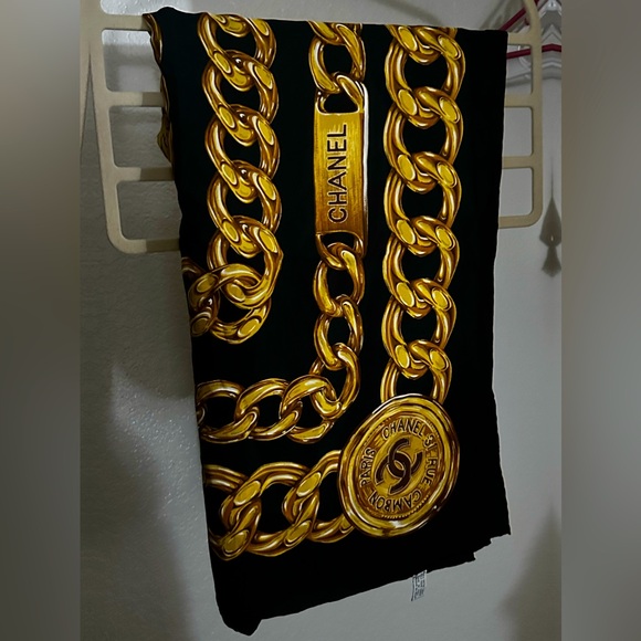 Rare Chanel 31 Rue Cambon Silk Scarf-Vintage - Picture 1 of 9